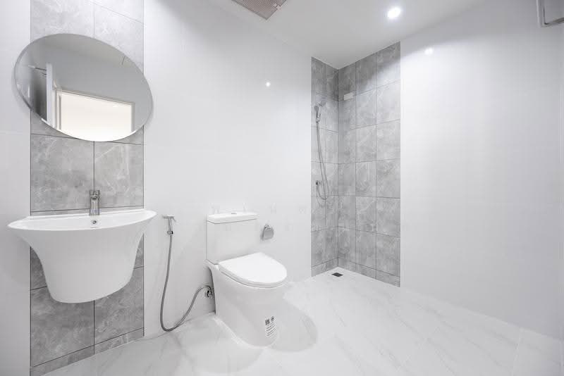 Prinyaluck Light Rama 5, Nonthaburi, Bang Krang, Muang Nonthaburi, Nonthaburi, 3 Bedrooms, 180 sqm, Townhouse For Sale, by พเนตร มหามิตรานนท์, 500526952 - DDproperty.com