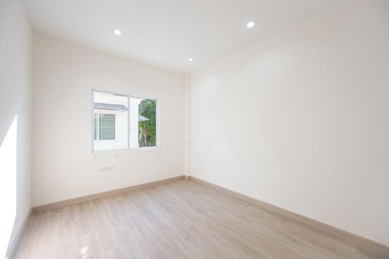Prinyaluck Light Rama 5, Nonthaburi, Bang Krang, Muang Nonthaburi, Nonthaburi, 3 Bedrooms, 180 sqm, Townhouse For Sale, by พเนตร มหามิตรานนท์, 500526952 - DDproperty.com