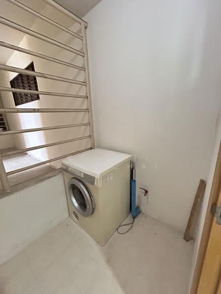 The Emporio Place, Bangkok, 93 Soi Sukhumvit 24, Sukhumvit Road, Khong Tan, Khlong Toei, Bangkok, 2 Bedrooms, 100 sqm, Condo For Rent, by Keerati Poonchai, 500526981 - DDproperty.com