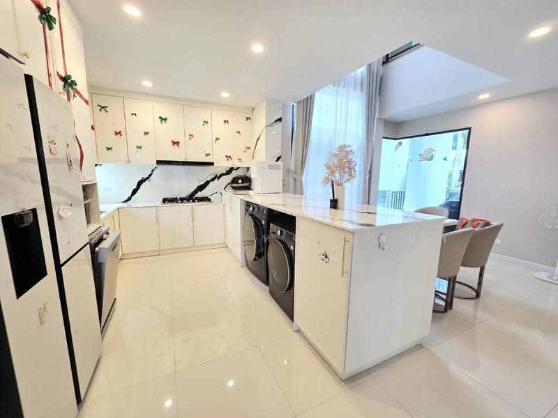 The City Rama 9-Ramkhamhaeng, Bangkok, Srinakarin - Rom Klao Road, Saphan Sung, Bangkok, 4 Bedrooms, 275 sqm, Single Detached House For Sale, by Thanatsorn Hongmanop, 500526983 - DDproperty.com