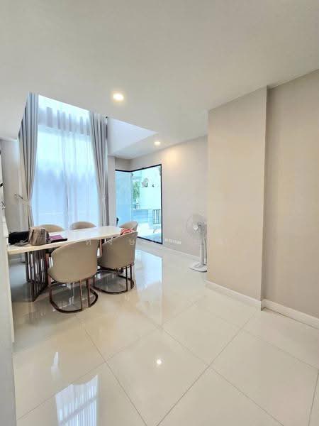 The City Rama 9-Ramkhamhaeng, Bangkok, Srinakarin - Rom Klao Road, Saphan Sung, Bangkok, 4 Bedrooms, 275 sqm, Single Detached House For Sale, by Thanatsorn Hongmanop, 500526983 - DDproperty.com