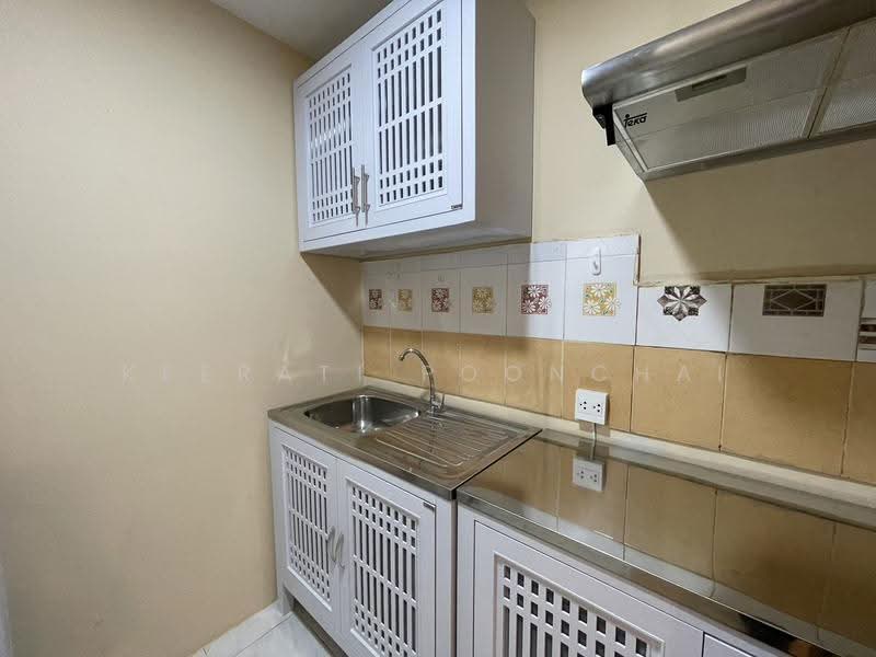 The Master Sathorn Executive, Bangkok, 79/1 Krung Thon Buri Road, Khlong Ton Sai, Khlong San, Bangkok, 2 Bedrooms, 57 sqm, Condo For Sale, by Keerati Poonchai, 500526992 - DDproperty.com