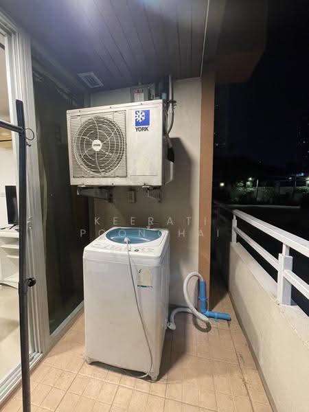 The Master Sathorn Executive, Bangkok, 79/1 Krung Thon Buri Road, Khlong Ton Sai, Khlong San, Bangkok, 2 Bedrooms, 57 sqm, Condo For Sale, by Keerati Poonchai, 500526992 - DDproperty.com