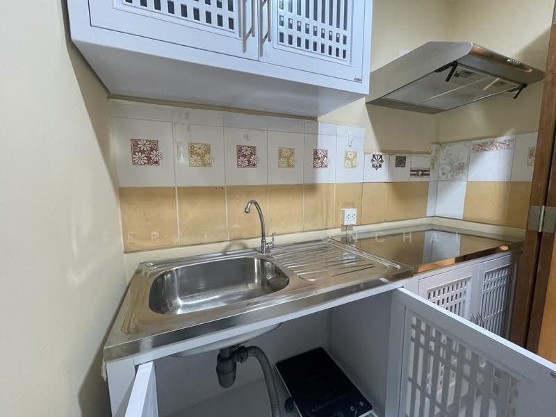 The Master Sathorn Executive, Bangkok, 79/1 Krung Thon Buri Road, Khlong Ton Sai, Khlong San, Bangkok, 2 Bedrooms, 57 sqm, Condo For Sale, by Keerati Poonchai, 500526992 - DDproperty.com