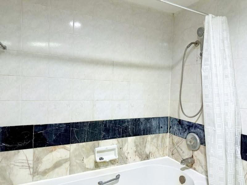 The Grand Regent, Bangkok, 2 2/399 Soi Mahatlek Luang 2, Lumphini, Pathum Wan, Bangkok, 1 Bedroom, 37 sqm, Condo For Rent, by ณัฐพงศ์ สุนทรอรุณ, 500527035 - DDproperty.com