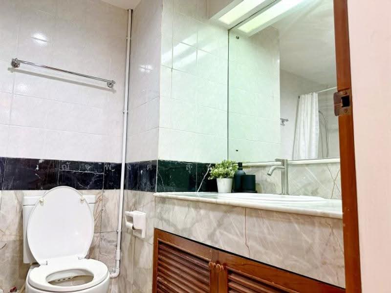 The Grand Regent, Bangkok, 2 2/399 Soi Mahatlek Luang 2, Lumphini, Pathum Wan, Bangkok, 1 Bedroom, 37 sqm, Condo For Rent, by ณัฐพงศ์ สุนทรอรุณ, 500527037 - DDproperty.com