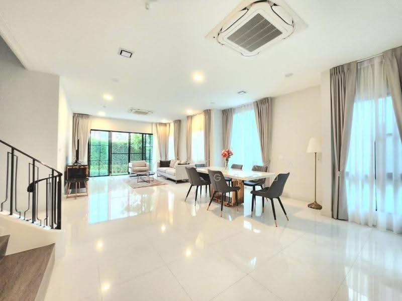 Nantawan Rama 9 - New Krungthepkreetha, bangkok, Saphan Sung, Bangkok, 4 Bedrooms, 302 sqm, Single Detached House For Rent, by Forty-Six Real Estate Group, 500527116 - DDproperty.com