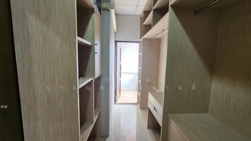 Town house Sathorn Yannawa Distric, Bangkok, Bang Pong Pang, Yan Nawa, Bangkok, 3 Bedrooms, 200 sqm, Townhouse For Sale, by ศิริกาญจณ์ ประณุทกระสานติ์, 500527158 - DDproperty.com
