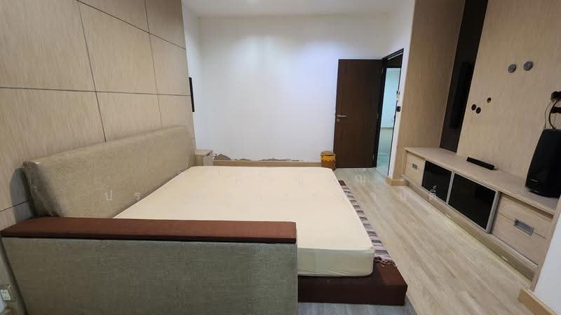 Town house Sathorn Yannawa Distric, Bangkok, Bang Pong Pang, Yan Nawa, Bangkok, 3 Bedrooms, 200 sqm, Townhouse For Sale, by ศิริกาญจณ์ ประณุทกระสานติ์, 500527158 - DDproperty.com