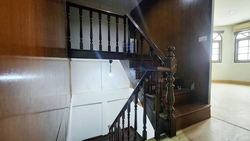 Town house Sathorn Yannawa Distric, Bangkok, Bang Pong Pang, Yan Nawa, Bangkok, 3 Bedrooms, 200 sqm, Townhouse For Sale, by ศิริกาญจณ์ ประณุทกระสานติ์, 500527158 - DDproperty.com