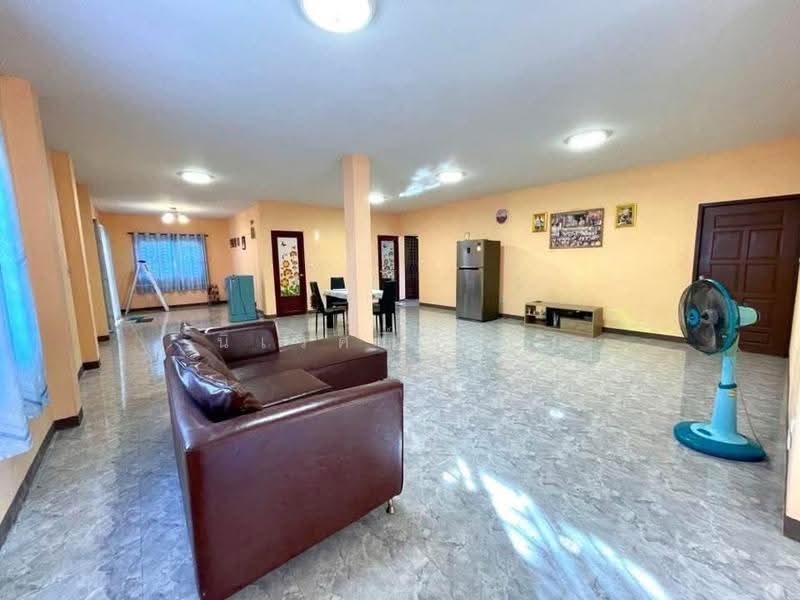 House in Mae Raka Subdistrict, Wang Thong District, Phitsanulok Province, Phitsanulok, Mae Raka, Wang Thong, Phitsanulok, 4 Bedrooms, 332 sqm, Single Detached House For Sale, by Niwet kusol, 500527183 - DDproperty.com
