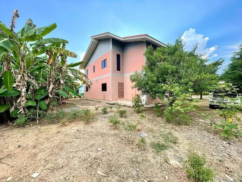 House in Mae Raka Subdistrict, Wang Thong District, Phitsanulok Province, Phitsanulok, Mae Raka, Wang Thong, Phitsanulok, 4 Bedrooms, 332 sqm, Single Detached House For Sale, by Niwet kusol, 500527183 - DDproperty.com