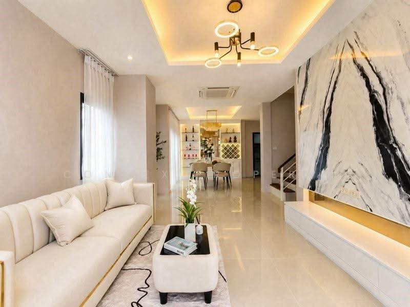 Uraiwan Grand Villa : อุไรวรรณ แกรนด์ วิลล่า, ชลบุรี, ถนนทุ่งกลม-ตาลหมัน 9, หนองปรือ, บางละมุง, ชลบุรี, 80 ตร.ม., บ้านเดี่ยว ให้เช่า, โดย Connex Property, 500527207 - DDproperty.com