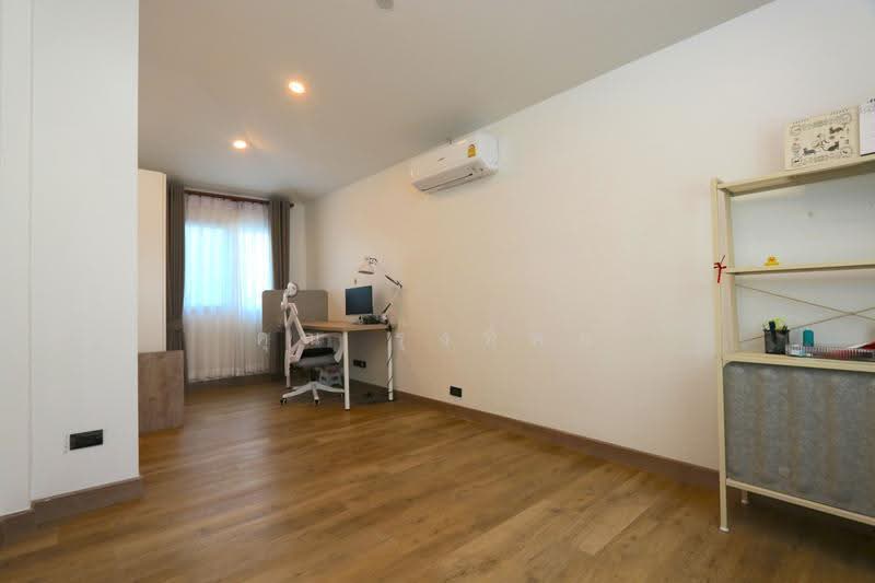 บ้าน 3 ห้องนอนสำหรับขายในสุเทพ, เชียงใหม่, สุเทพ, เมืองเชียงใหม่, เชียงใหม่, 150 ตร.ม., บ้านเดี่ยว ขาย, โดย คุณ รุ่งทิพย์, 500527248 - DDproperty.com