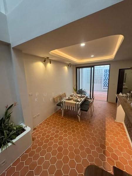 2-BR House, Phuket, Rawai, Muang Phuket, Phuket, 2 Bedrooms, 200 sqm, Single Detached House For Sale, by Puttirat Kleebyam, 500527283 - DDproperty.com