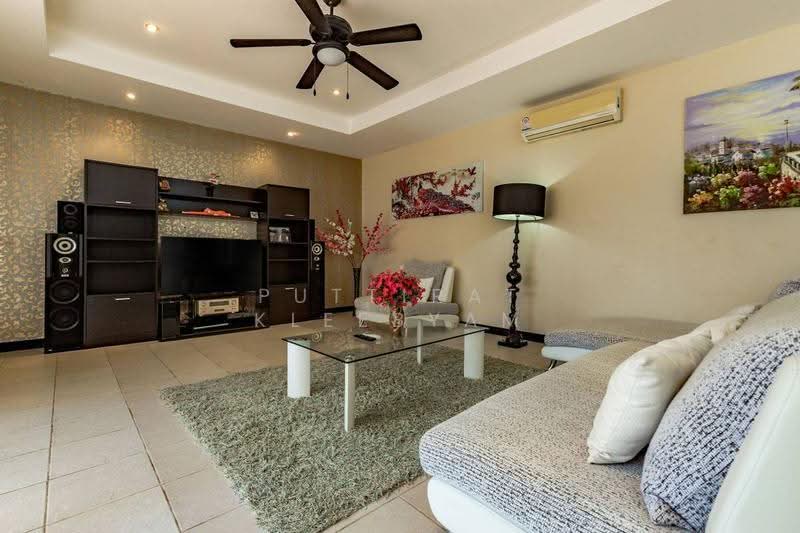 East Bangtao Ville, Phuket, 4 Thep Krasatti, Thep Krasattri, Thalang, Phuket, 3 Bedrooms, 240 sqm, Villa For Sale, by Puttirat Kleebyam, 500527318 - DDproperty.com