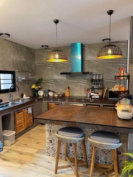 4-BR House, Phuket, Kathu, Phuket, 4 Bedrooms, 200 sqm, Single Detached House For Rent, by Puttirat Kleebyam, 500527378 - DDproperty.com