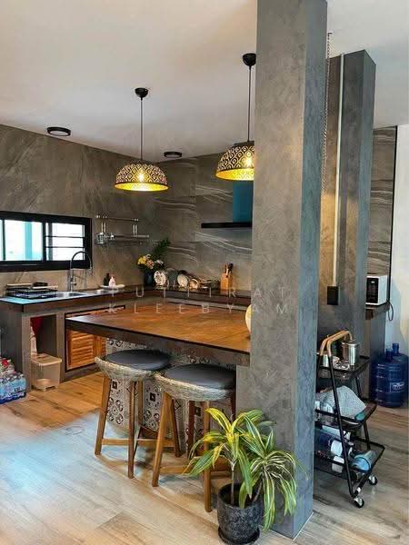 4-BR House, Phuket, Kathu, Phuket, 4 Bedrooms, 200 sqm, Single Detached House For Rent, by Puttirat Kleebyam, 500527378 - DDproperty.com