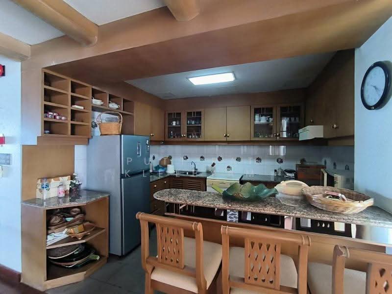 Baan Rimpha condominiums, Chon Buri (Pattaya), 188 นาเกลือ, Nong Pru, Bang Lamung (Pattaya), Chon Buri (Pattaya), 3 Bedrooms, 373 sqm, Apartment For Sale, by Puttirat Kleebyam, 500527460 - DDproperty.com