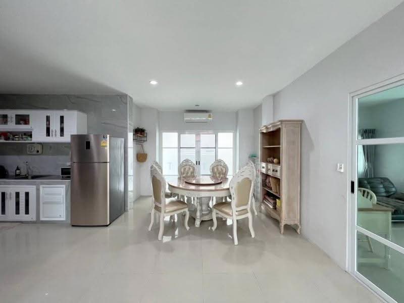 undefined, Phuket, Ratsada, Muang Phuket, Phuket, 5 Bedrooms, 400 sqm, Single Detached House For Sale, by Puttirat Kleebyam, 500527469 - DDproperty.com