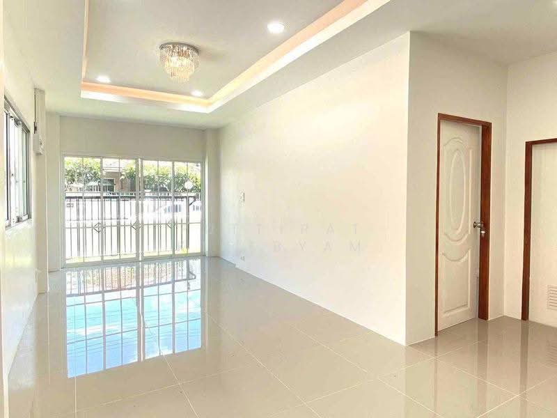 3-BR House, Chon Buri (Pattaya), Surasak, Si Racha, Chon Buri (Pattaya), 3 Bedrooms, 150 sqm, Single Detached House For Sale, by Puttirat Kleebyam, 500527495 - DDproperty.com