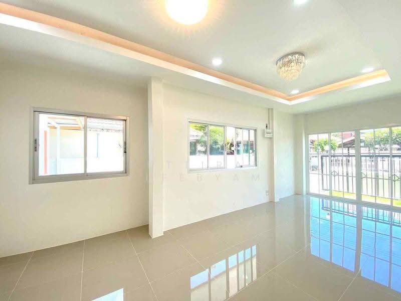 3-BR House, Chon Buri (Pattaya), Surasak, Si Racha, Chon Buri (Pattaya), 3 Bedrooms, 150 sqm, Single Detached House For Sale, by Puttirat Kleebyam, 500527495 - DDproperty.com