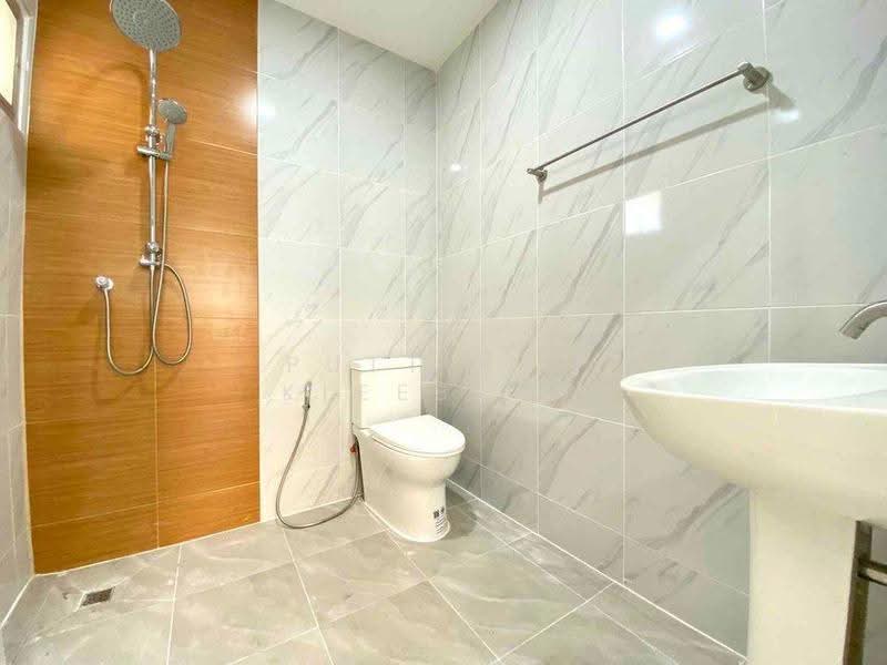 3-BR House, Chon Buri (Pattaya), Surasak, Si Racha, Chon Buri (Pattaya), 3 Bedrooms, 150 sqm, Single Detached House For Sale, by Puttirat Kleebyam, 500527495 - DDproperty.com