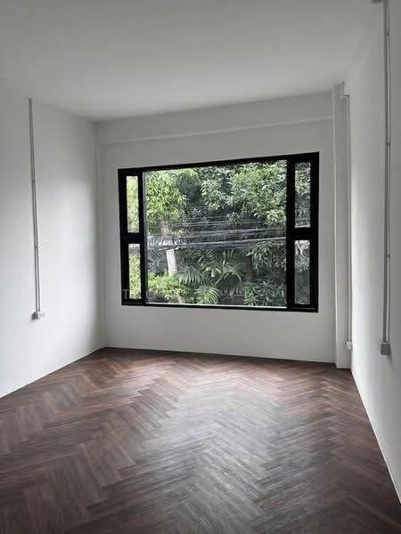 อาคารให้เช่า สุทธิสาร สะพานควาย พญาไท : Townhouse for rent in Sutthisan, Saphan Khwai, Phaya Thai ar, กรุงเทพ, สามเสนใน, พญาไท, กรุงเทพ, 140 ตร.ม., ตึกแถว-อาคารพาณิชย์ ให้เช่า, โดย TOAH T., 500527496 - DDproperty.com