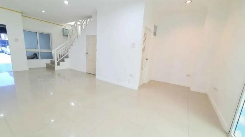 Home In Town Paholyothin 73 : โฮม อินทาวน์ พหลโยธิน 73, กรุงเทพ, ซอยพหลโยธิน 73 ถนนพหลโยธิน แขวงสีกัน เขตดอนเมือง กทม., สีกัน, ดอนเมือง, กรุงเทพ, 173 ตร.ม., ทาวน์เฮ้าส์ ให้เช่า, โดย Connex Property, 500527505 - DDproperty.com