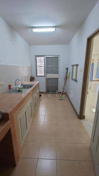 3-BR Semi-detached House, Chon Buri (Pattaya), Bang Phra, Si Racha, Chon Buri (Pattaya), 3 Bedrooms, 150 sqm, Semi-Detached House (Twin House) For Sale, by Puttirat Kleebyam, 500527561 - DDproperty.com