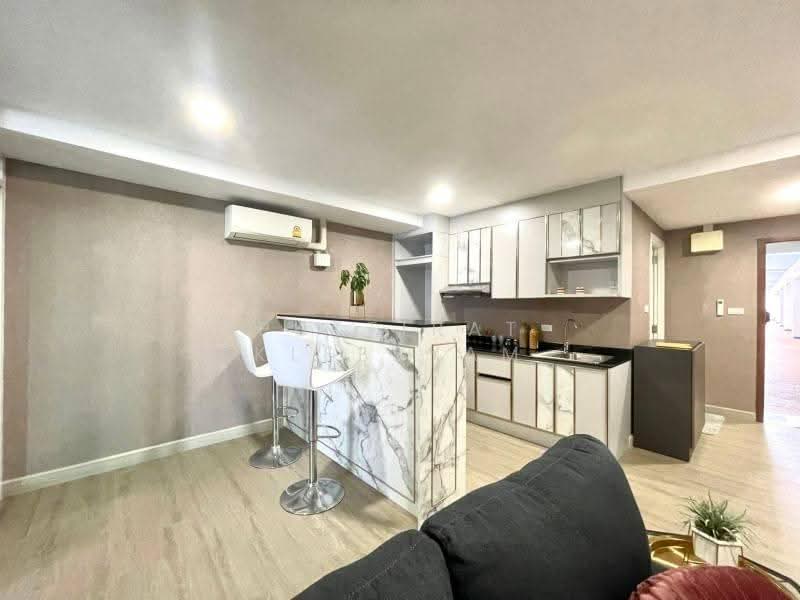 Grandview Condominium, Bangkok, ซอยลาดพร้า ถนนลาดพร้าว, Lat Yao, Chatuchak, Bangkok, 1 Bedroom, 50 sqm, Condo For Sale, by Puttirat Kleebyam, 500527564 - DDproperty.com