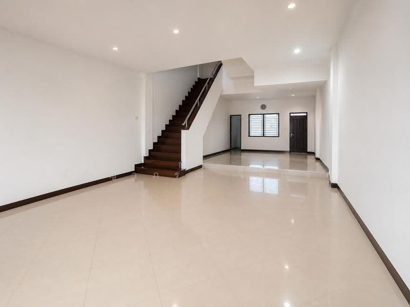 ขายทาวน์โฮม, Bangkok, ลดพร้าว, Khlong Chan, Bang Kapi, Bangkok, 4 Bedrooms, 180 sqm, Townhouse For Sale, by อัญญาภรณ์ วิษณุรัก, 500527602 - DDproperty.com