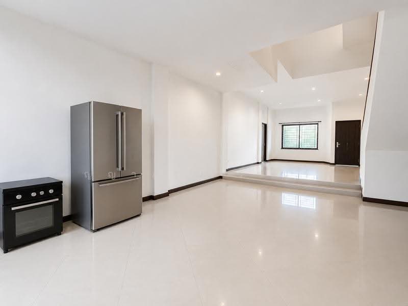 ขายทาวน์โฮม, Bangkok, ลดพร้าว, Khlong Chan, Bang Kapi, Bangkok, 4 Bedrooms, 180 sqm, Townhouse For Sale, by อัญญาภรณ์ วิษณุรัก, 500527602 - DDproperty.com
