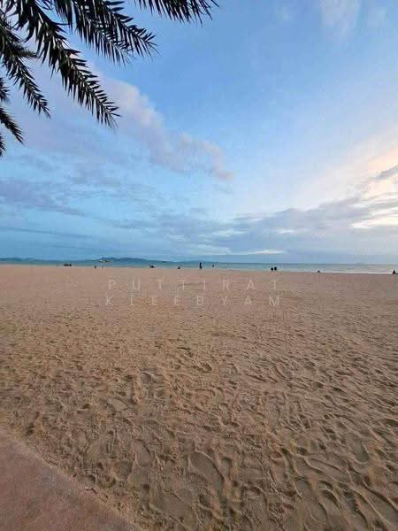 Lumpini Park Beach Jomtien : ลุมพินี พาร์ค บีช จอมเทียน, ชลบุรี, ถนน จอมเทียนสายหนึ่ง, นาเกลือ, บางละมุง, ชลบุรี, 33 ตร.ม., คอนโด ขาย, โดย Puttirat Kleebyam, 500527603 - DDproperty.com