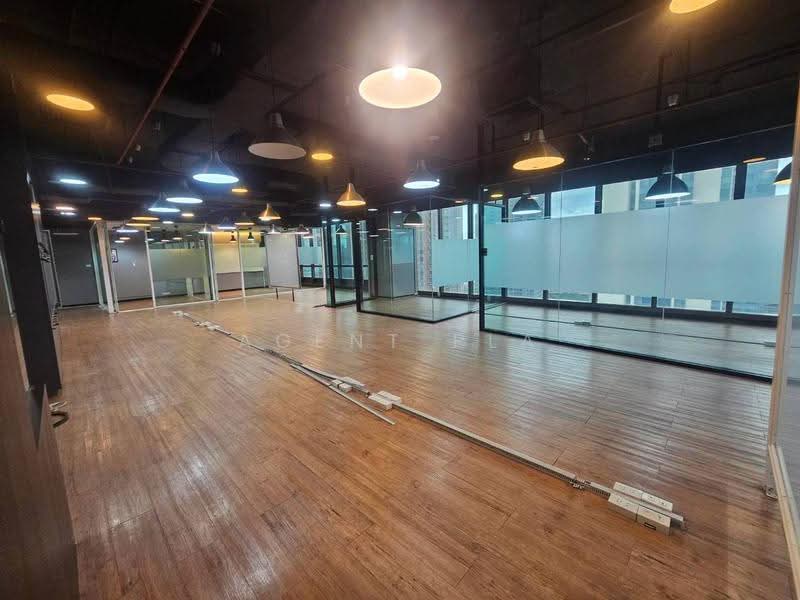 Office Space in high-rise building for rent in Asoke CBD- Sukhumvit 21 (SPSP672), Bangkok, สุขุมวิท21, Khlongtoei Nua, Watthana, Bangkok, , 206 sqm, Office Space For Rent, by Agent Pla, 500527645 - DDproperty.com