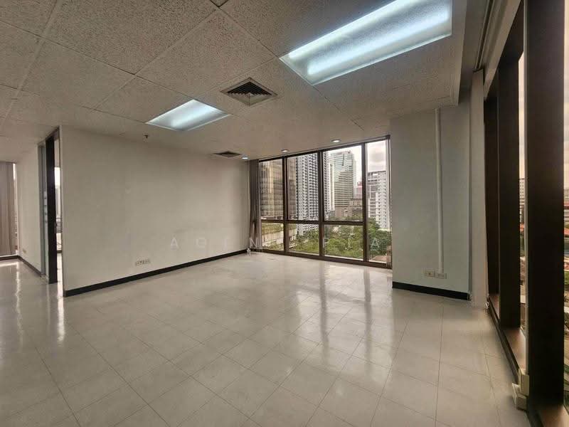 Office Space in high-rise building for rent in Asoke CBD- Sukhumvit 21 (SPSP673), Bangkok, สุขุมวิท21, Khlongtoei Nua, Watthana, Bangkok, , 115 sqm, Office Space For Rent, by Agent Pla, 500527691 - DDproperty.com