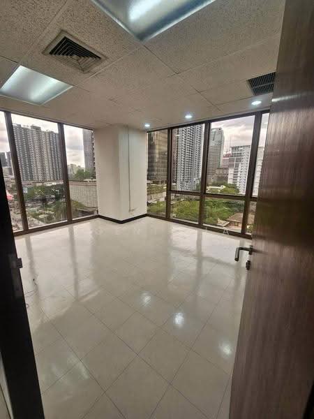 Office Space in high-rise building for rent in Asoke CBD- Sukhumvit 21 (SPSP673), Bangkok, สุขุมวิท21, Khlongtoei Nua, Watthana, Bangkok, , 115 sqm, Office Space For Rent, by Agent Pla, 500527691 - DDproperty.com