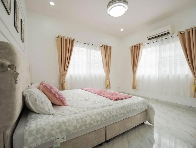 Raviporn City Home Village : รวิพร ซิตี้โฮม วิลเลจ, ชลบุรี, 74/1 ถ.หนองไม้แก่น, หนองปรือ, บางละมุง, ชลบุรี, 242 ตร.ม., วิลล่า ขาย, โดย Pukkawadee Thapmathi, 500527700 - DDproperty.com