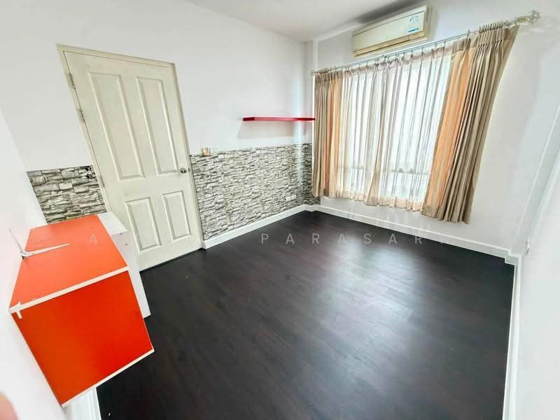 Baan Klang Muang Urbanion Sathorn-Ratchaphruek : บ้านกลางเมือง เออร์บาเนี่ยน สาทร-ราชพฤกษ์, กรุงเทพ, ถนน ราชพฤกษ์, บางแวก, ภาษีเจริญ, กรุงเทพ, 178 ตร.ม., ทาวน์เฮ้าส์ ให้เช่า, โดย Airada Parasarn, 500527702 - DDproperty.com
