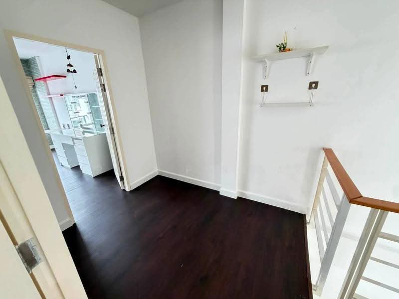 Baan Klang Muang Urbanion Sathorn-Ratchaphruek : บ้านกลางเมือง เออร์บาเนี่ยน สาทร-ราชพฤกษ์, กรุงเทพ, ถนน ราชพฤกษ์, บางแวก, ภาษีเจริญ, กรุงเทพ, 178 ตร.ม., ทาวน์เฮ้าส์ ให้เช่า, โดย Airada Parasarn, 500527702 - DDproperty.com