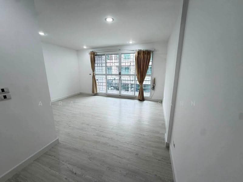Baan Klang Muang Urbanion Sathorn-Ratchaphruek : บ้านกลางเมือง เออร์บาเนี่ยน สาทร-ราชพฤกษ์, กรุงเทพ, ถนน ราชพฤกษ์, บางแวก, ภาษีเจริญ, กรุงเทพ, 178 ตร.ม., ทาวน์เฮ้าส์ ให้เช่า, โดย Airada Parasarn, 500527702 - DDproperty.com
