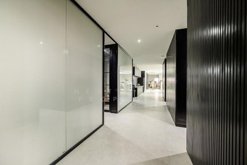 Chamnan Phenjati Business Center, Bangkok, Huai Khwang, Bangkok, , 403 sqm, Office Space For Sale, by Next Step Property, 500527714 - DDproperty.com