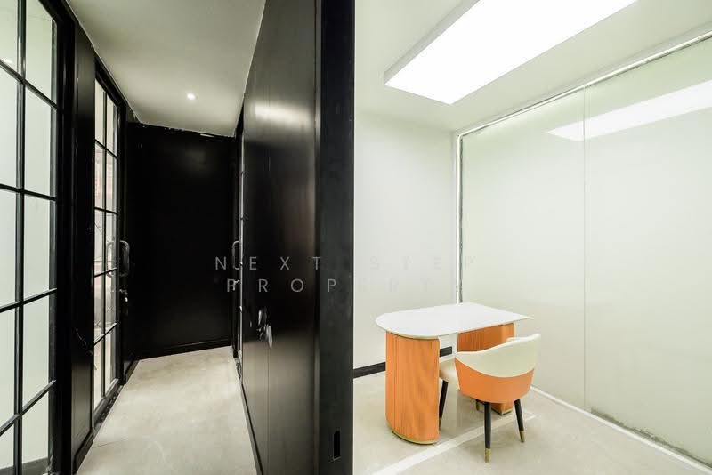 Chamnan Phenjati Business Center : อาคาร ชำนาญเพ็ญชาติ บิสเนสเซ็นเตอร์, กรุงเทพ, ห้วยขวาง, กรุงเทพ, 403 ตร.ม., สำนักงาน ขาย, โดย Next Step Property, 500527714 - DDproperty.com