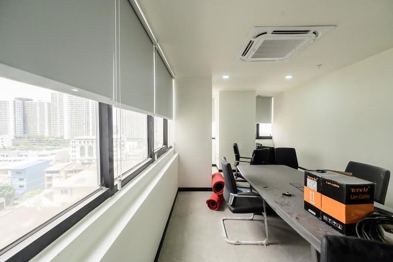 Chamnan Phenjati Business Center, Bangkok, Huai Khwang, Bangkok, , 403 sqm, Office Space For Sale, by Next Step Property, 500527714 - DDproperty.com