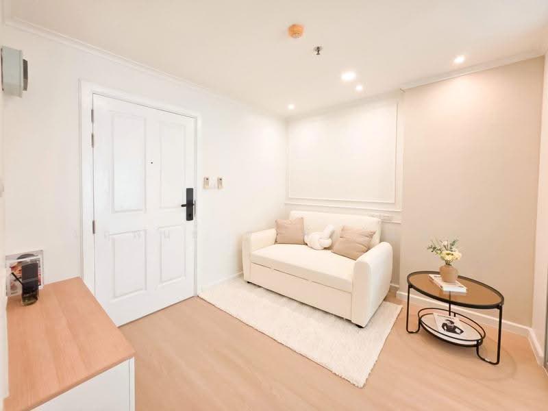 Lumpini Place Ratchayothin, Bangkok, 1484 Phahonyothin Road, Chan Kasem, Chatuchak, Bangkok, 1 Bedroom, 28 sqm, Condo For Sale, by Narupon Jongmanwattana, 500527733 - DDproperty.com