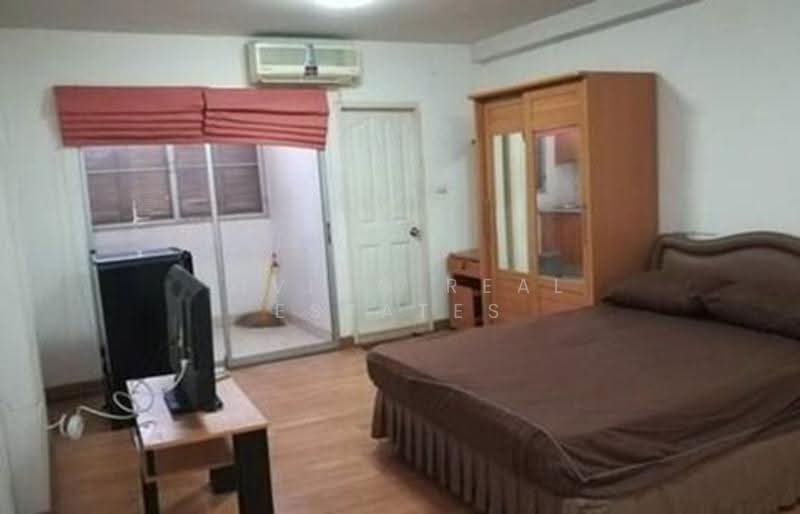 Supalai City Home Ratchada 10, Bangkok, Soi Ratchadaphisek 10, Ratchadaphisek Road, Huai Khwang, Bangkok, Studio, 30 sqm, Condo For Rent, by Living Real Estates, 500527768 - DDproperty.com