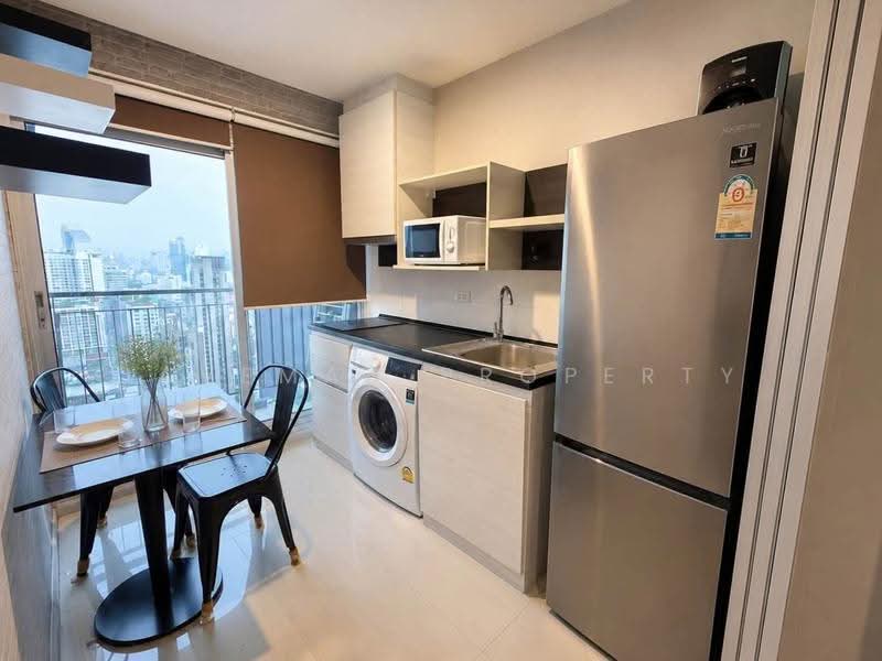 Life Ratchadapisek, Bangkok, 279 Ratchadapisaek Road, Huai Khwang, Bangkok, 1 Bedroom, 32 sqm, Condo For Rent, by Caveman Property, 500527808 - DDproperty.com
