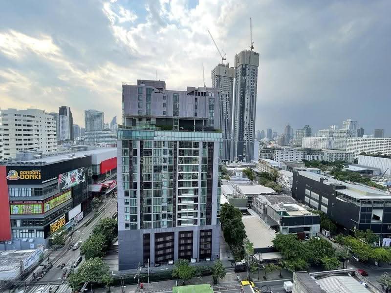 M Thonglor 10, Bangkok, 9 Soi Ekkamai 12, Ekkamai Road, Khlong Tan Nua, Watthana, Bangkok, 1 Bedroom, 30 sqm, Condo For Rent, by Sompob Buaparungsri, 500527852 - DDproperty.com