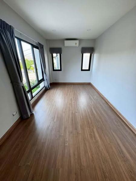 Centro Bangna Km.7, Samut Prakan, Buanakarin Road, Bang Kaeo, Bang Plee, Samut Prakan, 4 Bedrooms, 180 sqm, Single Detached House For Sale, by Saowaluk Anupong, 500527876 - DDproperty.com