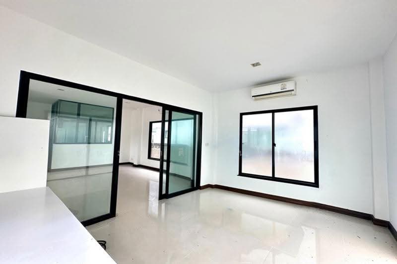 Casa Grand Sukhapiban 5, Bangkok, Soi Sukhaphiban 5, Sai Mai, Bangkok, 3 Bedrooms, 255 sqm, Single Detached House For Sale, by ชนะชาติ นนท์ตา, 500527879 - DDproperty.com